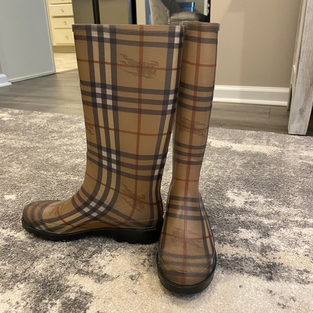 Burberry Rubber Rain Boot
